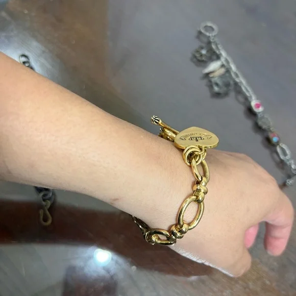 JUICY COUTURE, LUCKY BRAND & a Boutique bracelet. Lot of 3 all in good condition - Picture 5 of 16